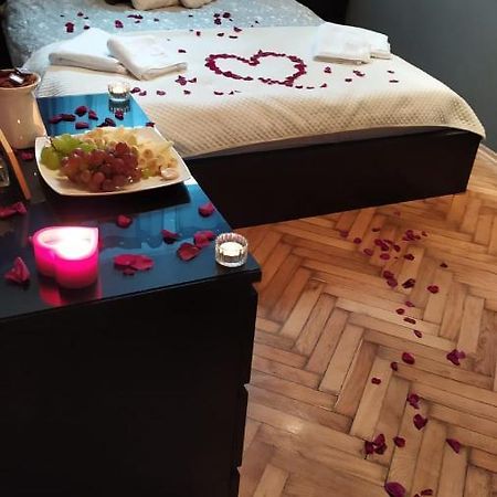 J2 Apartment Красков Екстериор снимка