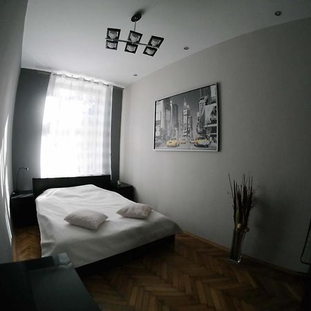 J2 Apartment Красков Екстериор снимка