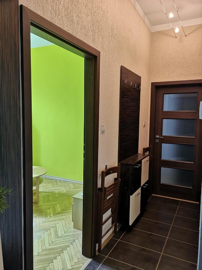 J2 Apartment Красков Екстериор снимка
