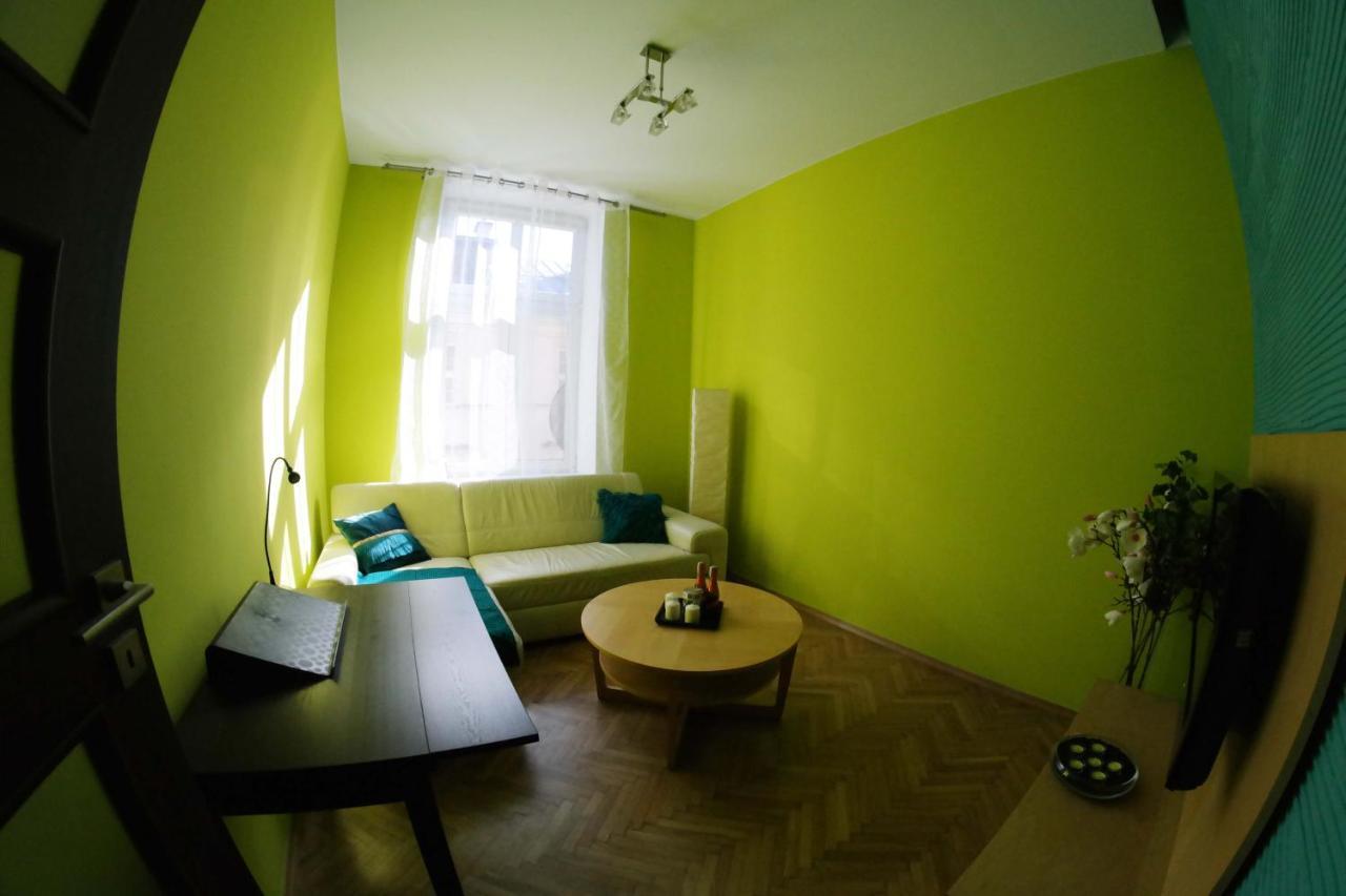 J2 Apartment Красков Екстериор снимка